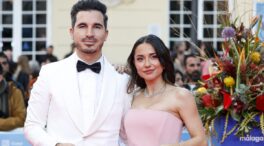 La vida personal de Javier Castillo: 20 años con su mujer, tres hijos y la pérdida de su madre