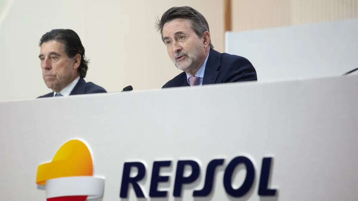 El Gobierno se venga de Repsol por los elogios de Josu Jon Imaz a Donald Trump