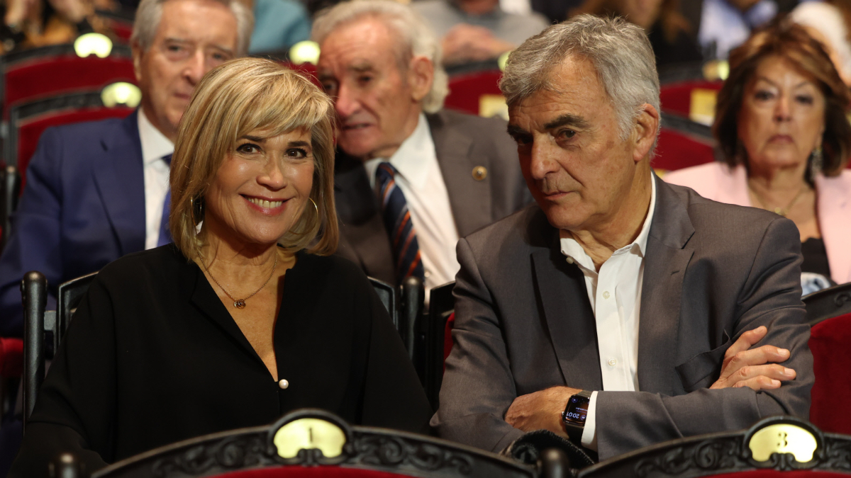 La cena ligera de Julia Otero a sus 66 años: solo toma un tipo de hidrato tras extirparle parte del intestino