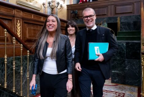 Junts rechaza apoyar la prohibición del burka que propone Vox y presentará una propia