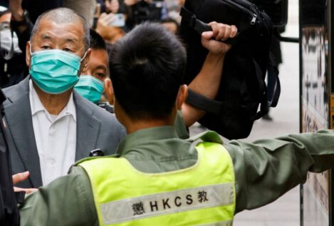 La Justicia de Hong Kong condena a 20 años de cárcel al magnate de los medios Jimmy Lai