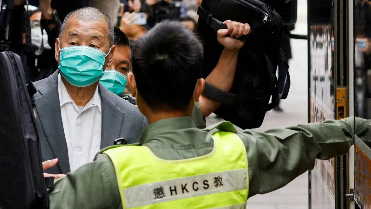 La Justicia de Hong Kong condena a 20 años de cárcel al magnate de los medios Jimmy Lai