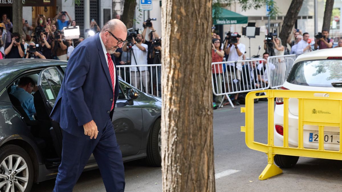 Koldo García y Claudia Montes se cruzarán querellas por injurias tras no lograr un acuerdo
