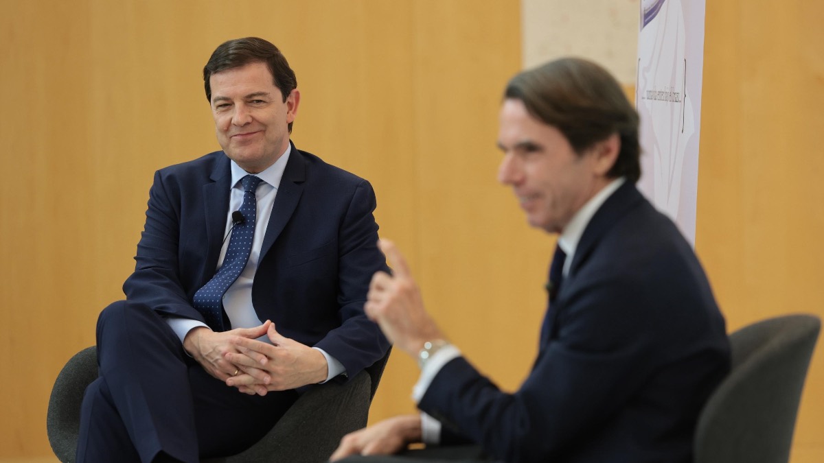 Mañueco asegura que no va a consentir«el modelo de Óscar Puente» en Castilla y León