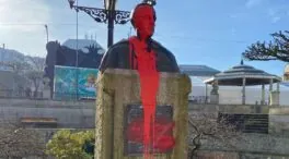 BNG y PSOE rechazan la vandalización de busto de Manuel Fraga en su localidad natal