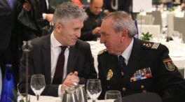 La víctima del DAO pide explicaciones a Interior por favorecer al comisario que la presionó