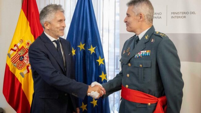 Interior asciende por tercera vez al mando del 'Delcygate' y lo blinda hasta 2030