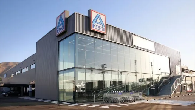 Se esperan colas en Aldi este sábado: llega el rizador 'Dyson' alemán por menos de 25 euros que será viral