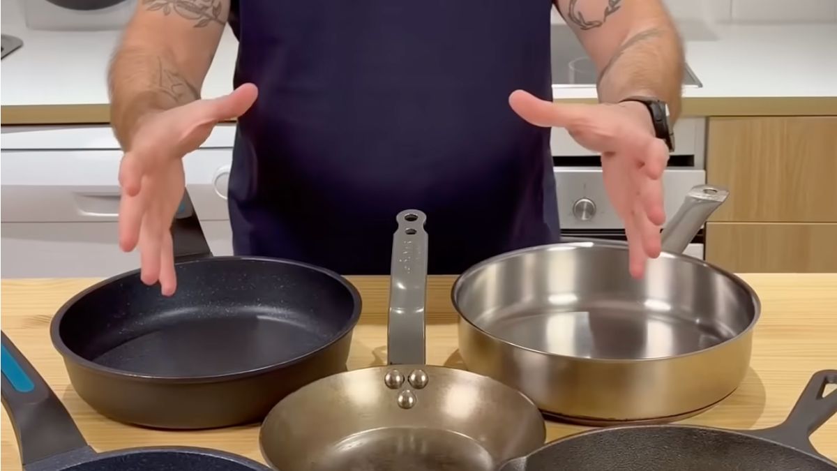 Alfredo Vozmediano, chef, sobre qué sartenes debes tener y cómo cuidarlas: «Usa una de 20 cm para tortillas y de 24 cm para lo demás»