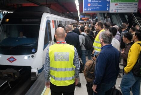 Interrumpida la circulación en la línea 8 del metro de Madrid, que conecta Barajas