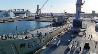 México envía a Cuba dos buques militares con más de 800 toneladas de ayuda humanitaria