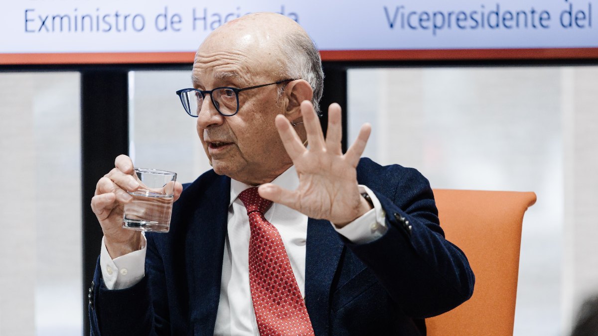 Montoro alega indefensión para anular la investigación por la trama de favores fiscales