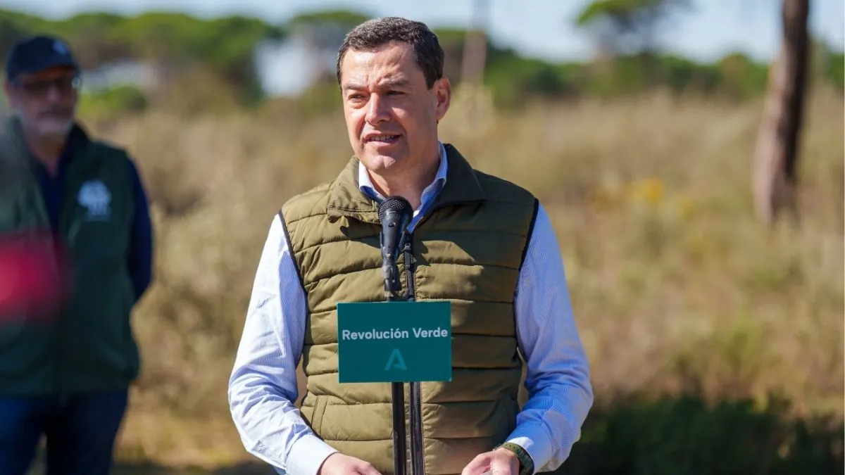 Moreno apuesta por negociar con Vox «desde el territorio», pero bajo el «paraguas» de Génova