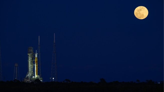 La NASA pospone hasta marzo el viaje tripulado a la Luna por fugas de combustible