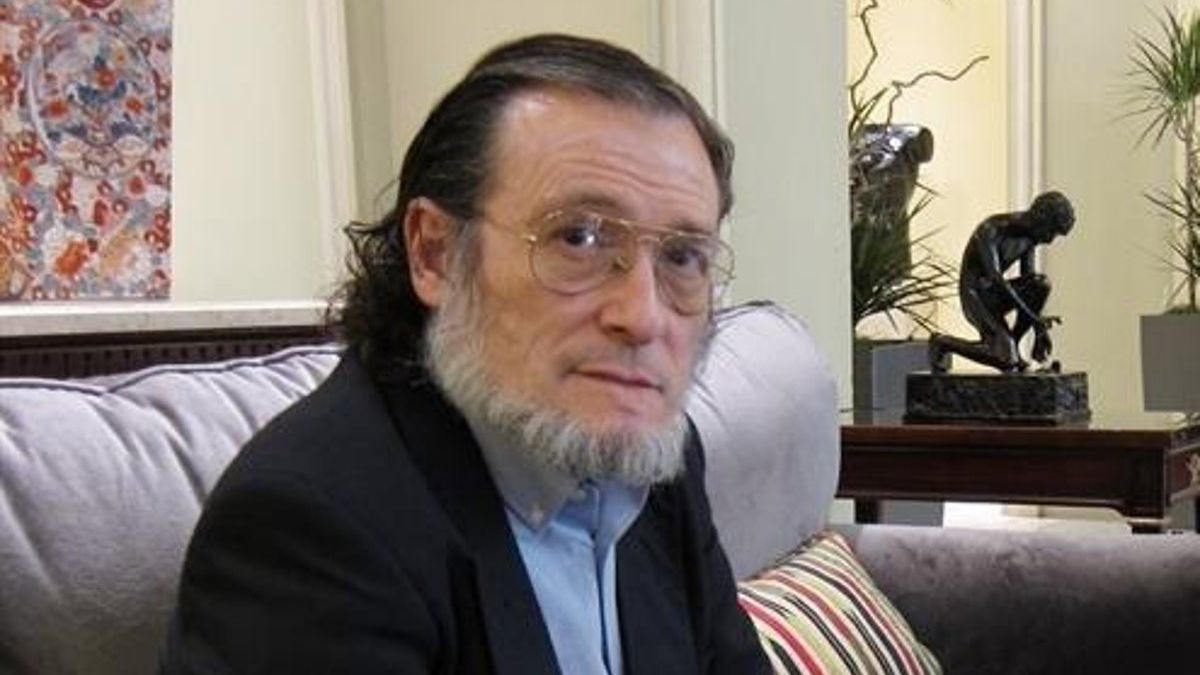 Niño Becerra, economista, advierte sobre el gran problema de la vivienda: «No se puede devaluar, pero sí se puede deflactar»