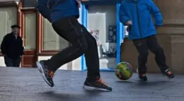 Los patios con campos de fútbol son machistas