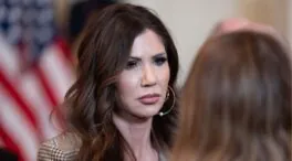 Un juez de EEUU declara ilegal la política para deportar inmigrantes a terceros países