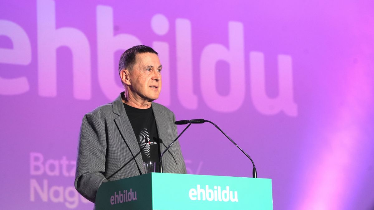 Otegi no cree factible la propuesta de Rufián de aunar a los partidos a la izquierda del PSOE