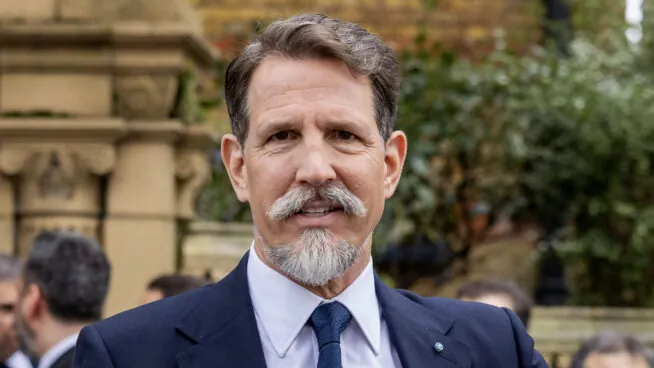 Pablo de Grecia da una entrevista donde habla del exilio de su padre: «Déjenme vivir mi vida»