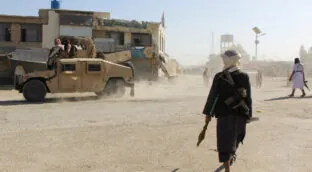 Pakistán anuncia una «guerra abierta» contra Afganistán