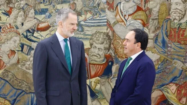 Pérez Llorca informa al Rey sobre el estado de la reconstrucción tras la dana