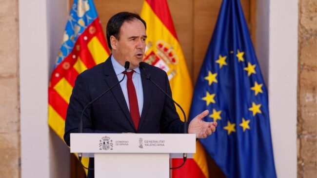 Pérez Llorca cree que Mónica Oltra no debería ser candidata ni estar en activo en política