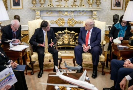 Petro dice que Trump «no cree en sanciones» y califica de «positiva» la reunión con él
