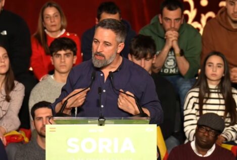 Abascal tacha de «mafia y estafa» el bipartidismo y pide un cambio radical