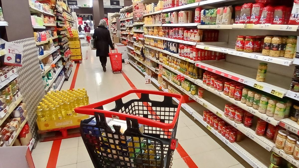 10 alimentos de temporada en febrero que deberías consumir según los nutricionistas y ya arrasan en Mercadona, Aldi o Carrefour