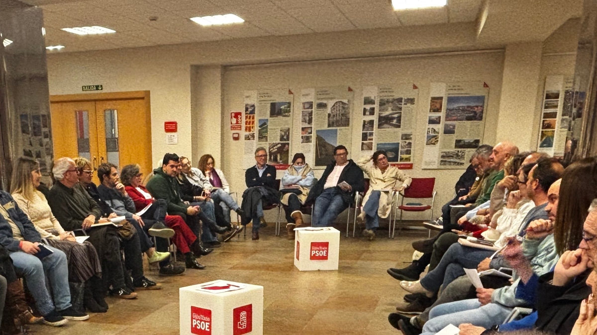 El PSOE abre un expediente de expulsión a un concejal de Gijón tras un presunto caso de acoso