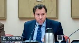 Puente dice que la línea de tren Madrid-Sevilla podría reabrir entre el martes y el miércoles