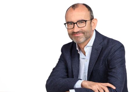 Rafael Santandreu (56), psicólogo, sobre la ambición: «Las personas más felices suelen ser las que necesitan muy poco, las que se repiten que solo necesitan agua y comida»