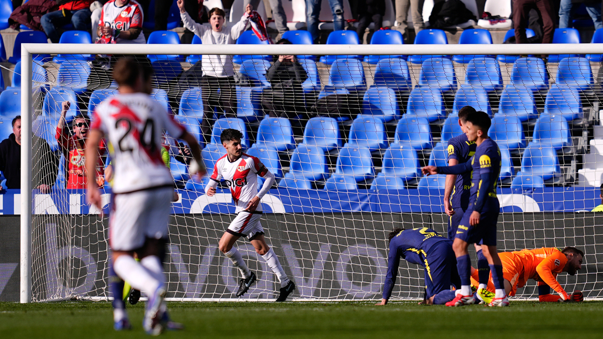 El Rayo Vallecano aplasta a un irreconocible Atlético en el ‘exilio’ de Leganés
