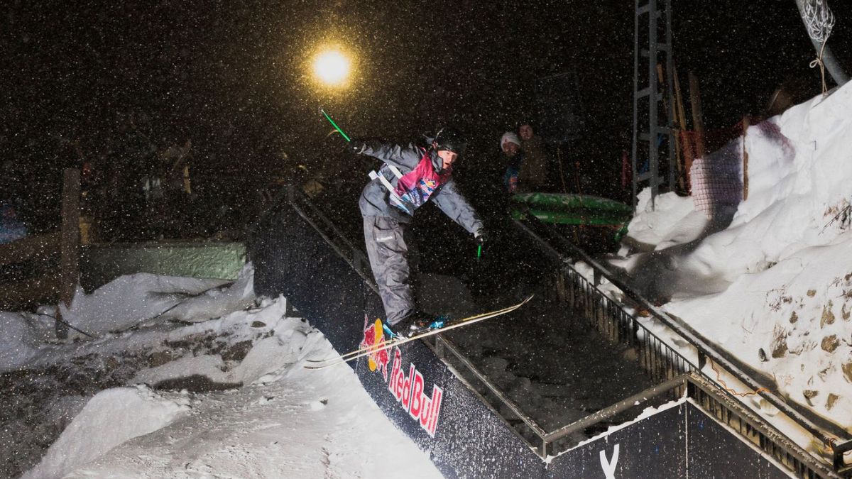 Red Bull Night Rider regala una nueva noche inolvidable de freestyle en Grandvalira
