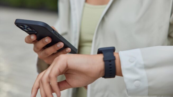 Los relojes inteligentes aún no miden bien la tensión arterial