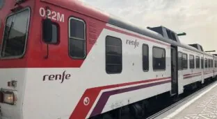 Un contrato de trenes de 198 millones en la era Ábalos exigía requisitos imposibles de cumplir