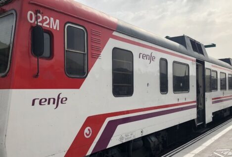 Renfe mantiene suspendidos los trenes en Andalucía, salvo tres trayectos