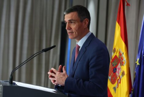 El Gobierno abre la puerta para que Cataluña no acepte inmigrantes si no saben catalán