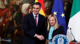 Sánchez recula y evita echarle en cara a Meloni que no lo invitara a la cumbre informal de la UE