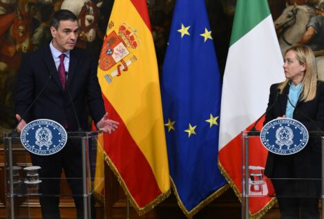 Sánchez protesta ante Meloni por no haber sido invitado a la cumbre informal de la UE