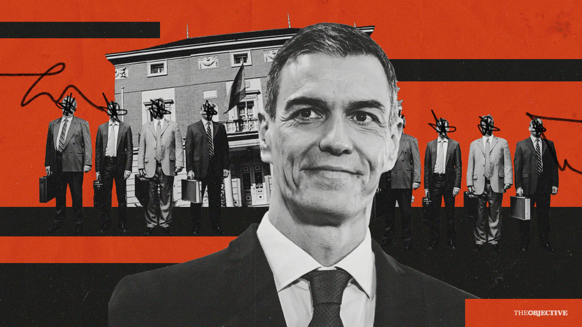 Transparencia exige a Sánchez que revele los nombres y sueldos de 380 cargos de confianza