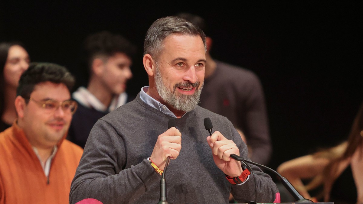 Abascal descarta el marco propuesto por el PP para los pactos y lo califica de «error» y «ofensa»