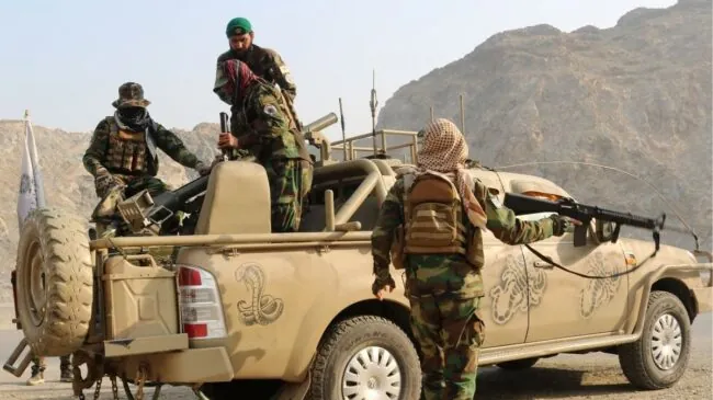 Rusia, China e Irán piden diálogo a Afganistán y Pakistán tras el estallido de un nuevo conflicto