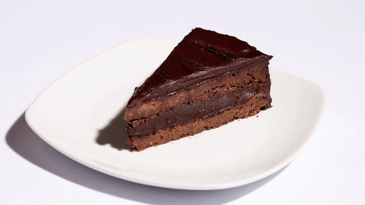 La celiaquía nos descubrió un postre increíble: tarta de chocolate con almendra molida