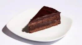 La celiaquía nos descubrió un postre increíble: tarta de chocolate con almendra molida