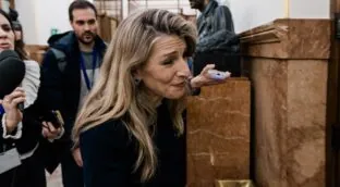 Trabajo se niega a aclarar si tiene en nómina a la jefa de prensa de Sumar