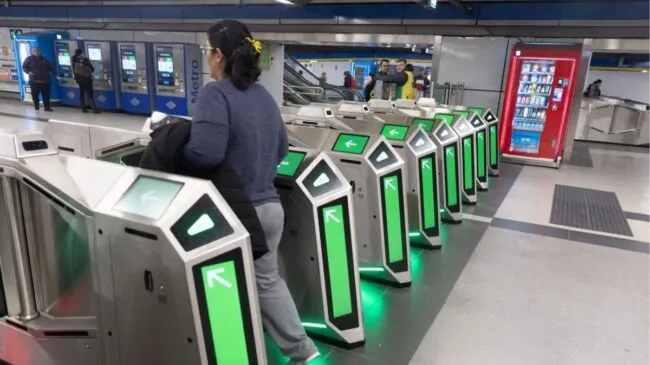 Reyerta en el Metro de Madrid: ocho detenidos y dos heridos por arma blanca