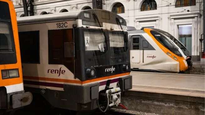 Continúa la crisis en los trenes mientras aumenta el malestar interno en ADIF