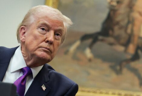 Trump estudia rebajar aranceles al acero y el aluminio ante el descenso de su popularidad