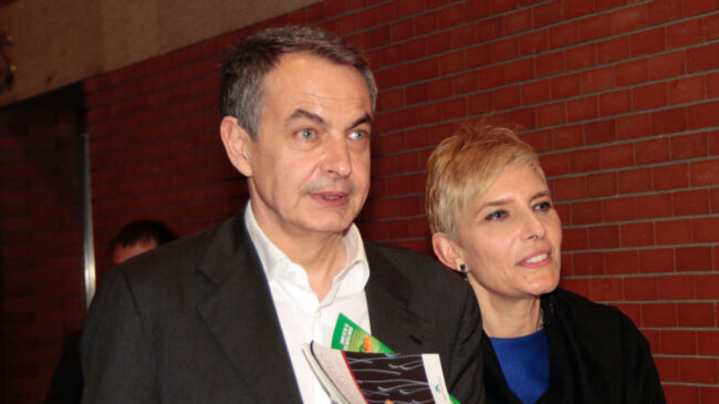 La mujer de Zapatero, en el foco de la UDEF por una cuenta común que recibió 1,5 millones